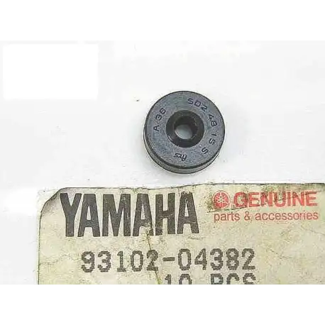 Yamaha Clutch Push Rod Seal for RD60